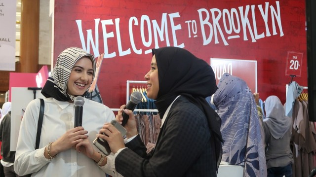 Wawancara dengan Hijab Fashion Influencer asal New York di MUFFEST 2020 (360648)