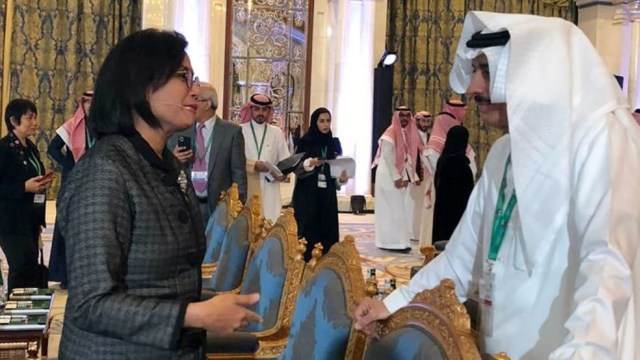 Meteri Keuangan Sri Mulyani (kiri) saat menghadiri KTT G20 di Riyadh, Arab Saudi. Foto: Instagram/@smindrawati