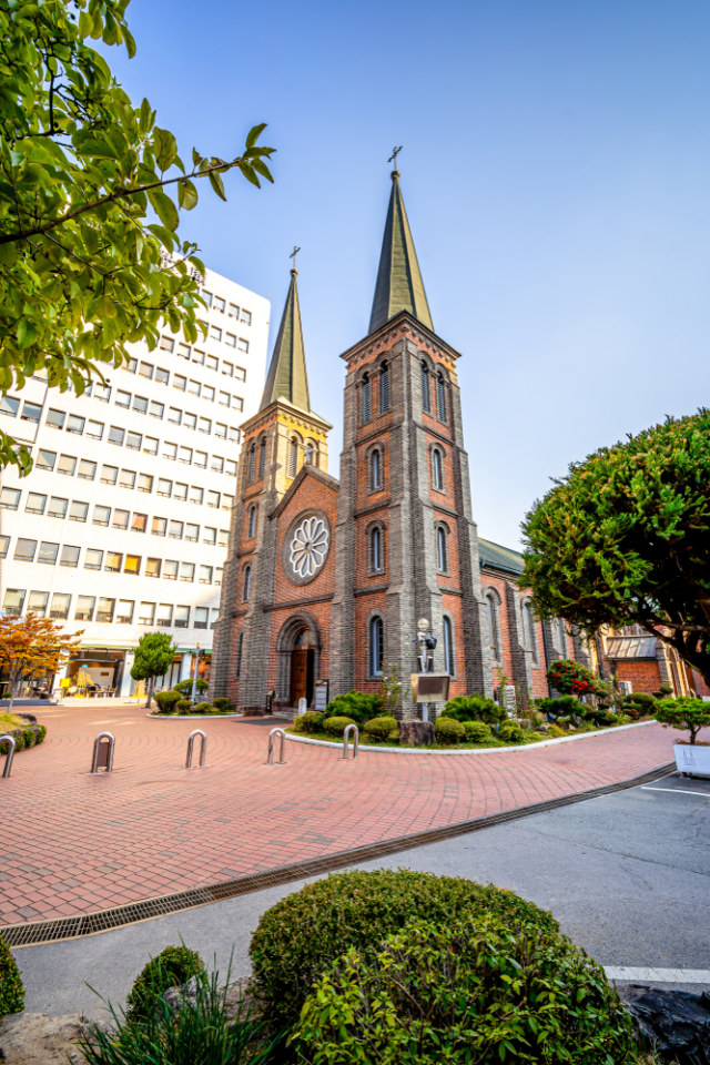 Gereja Daegu Jeil di Kota Daegu, Korea Selatan Foto: Shutter Stock
