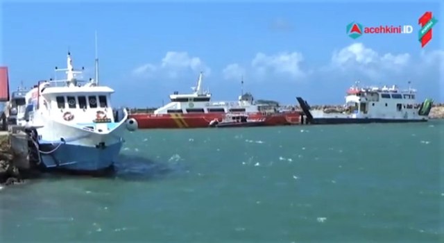 Kapal cepat penyeberangan Banda Aceh-Sabang di pelabuhan Ulee Lheu. Dok. acehkini