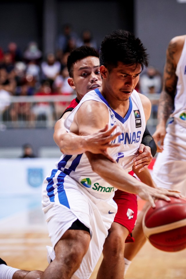 Timnas Basket Indonesia melawan Filipina.  Foto: Ariya Kurniawan/FIBA Media