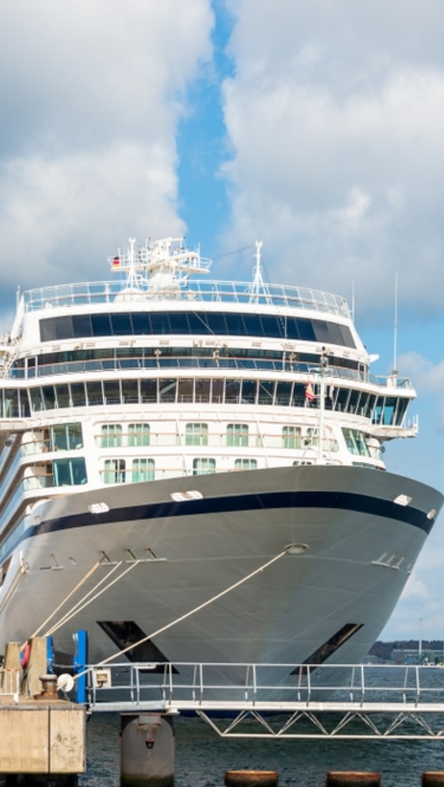 Ilustrasi kapal pesiar World Dream Cruise. Foto: Shutterstock