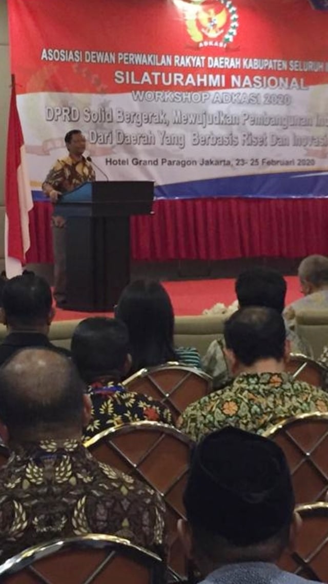 Menkopolhukam Mahfud MD di acara Workshop nasional Asosiasi Dewan Perwakilan Daerah Kabupaten di Hotel Grand Paragon, Jakarta, Senin (24/2). Foto: Rafyq Panjaitan/kumparan