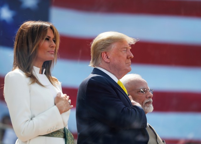 Foto: Trump Disambut Ratusan Ribu Warga saat Melawat ke India (530779)