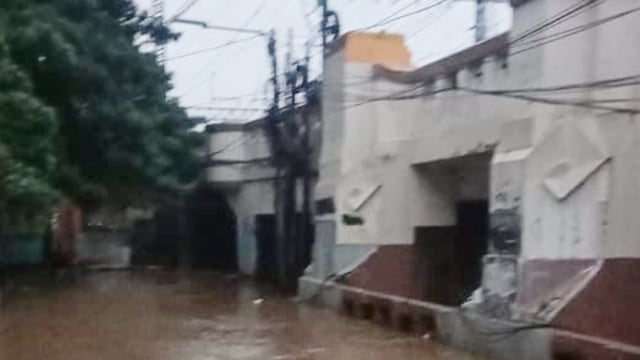 Pemprov DKI Jelaskan Penyebab Istana Banjir (101608)