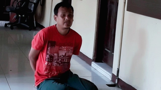 Aripin (33) pemuda asal Dukuh Benda Desa Benda Kecamatan Sirampog Kabupaten Brebes tega menghabisi ibu kandungnya, Selasa (25/2/2020).