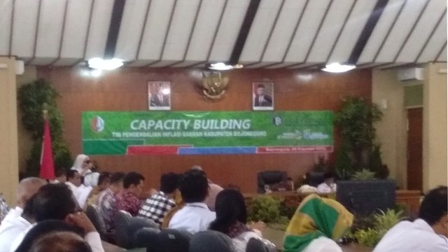 Pembukaan Capacity Building Tim Pengendalian Inflasi Daerah (TPID) Kabupaten Bojonegoro, di Ruang Angling Dharma Pemkab Bojonegoro. Rabu (26/02/2020)