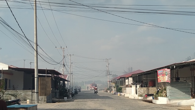 ﻿Penampakan asap akibat Karhutla di Karimun. Foto: Khairul S/kepripedia.com