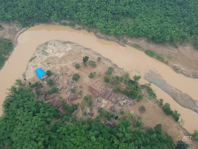 5 Fakta Akibat Banjir Jabodetabek, Foto Terakhir Bikin Hati Terenyuh! (114998)