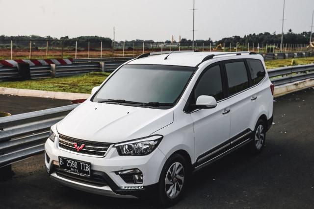 ]Wuling Confero S ACT Foto: Resnu Andika/kumparan