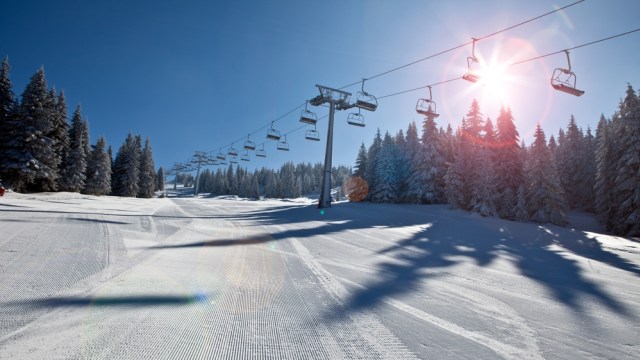 Ilustrasi resor ski. Foto: Shutter Stock