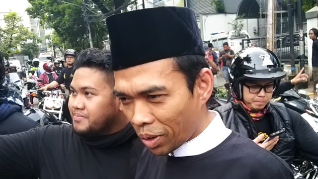 Ustaz Abdul Somad (UAS) menghadiri tablig akbar di Masjid Cut Nyak Dien, Jakarta Pusat, Minggu (1/3). Foto: Fachrul Irwinsyah/kumparan