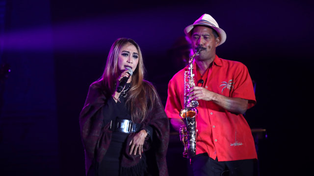 Foto: Penampilan Grup 7 Bintang di BNI Java Jazz Festival 2020 (37428)