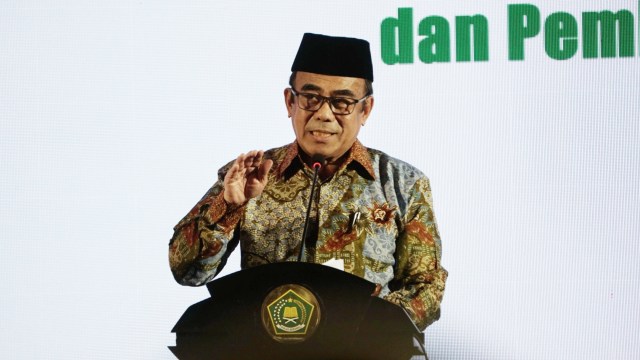 Menteri Agama RI Fachrul Razi menyampaikan keynote speech dalam Rakernas Bimbingan Masyarakat Islam 2020 di Kantor Kementerian Agama, Jakarta, Senin (2/3/2020). Foto: Jamal Ramadhan/kumparan