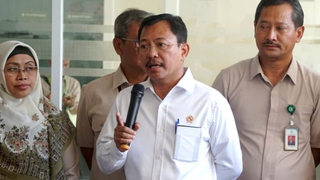 Menteri Kesehatan (Menkes) RI Terawan Agus Putranto saat konferensi pers, Senin (2/3). Foto: Irfan Adi Saputra/kumparan