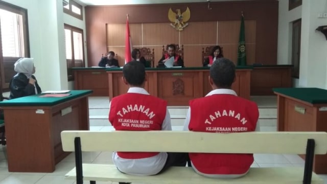 Jaksa Minta Dua Terdakwa Kasus SDN Gentong Dihukum 3 Tahun 6 Bulan