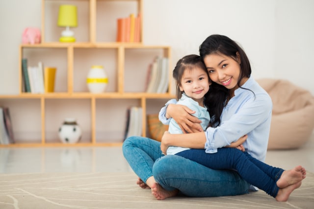 com-Ilustrasi ibu dan anak. Foto: Shutterstock