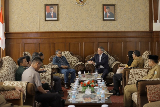 Dubes Uni Eropa disambut Plt Gubernur Aceh. Foto; Abdul Hadi/acehhkini