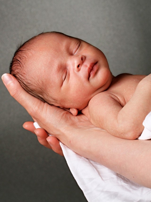 Ilustrasi bayi baru lahir berjenis kelamin laki-laki. Foto: Shutter Stock