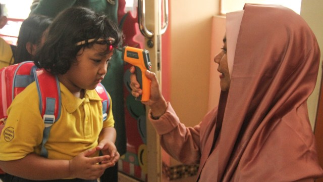 Thermo Gun Tidak Bahaya untuk Otak: Ini Bedanya Infrared dan Laser (387741)