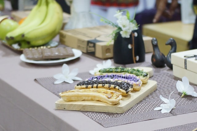 Happy Banana, pie pisang krispi produk keluaran Banana Foster saat diluncurkan di Outlet Wolter Mongonsidi, Rabu (4/3) | Foto: Obbie Fernando/Lampung Geh
