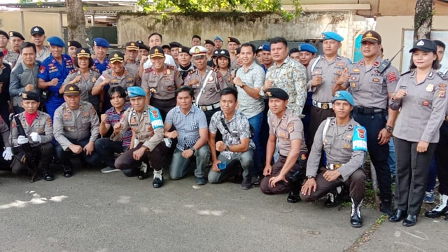 Kapolda Sulawesi Utara, Irjen Pol Drs. Royke Lumowa M.M bersama jajaran Polres Talaud