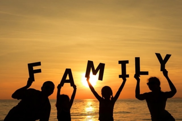 Apakah Inses Akibat Dari Transisi Peran Keluarga?