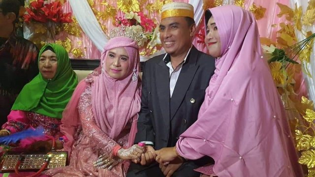 Cerita Istri Pertama di Bulukumba Lamarkan Wanita untuk Dipoligami Suaminya (1581)