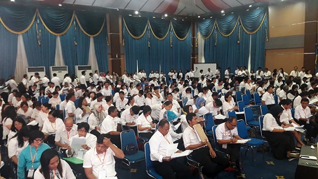 Peserta seleksi tertulis Calon Panitia Pemungutan Suara (PPS) untuk Pilkada Kota Manado