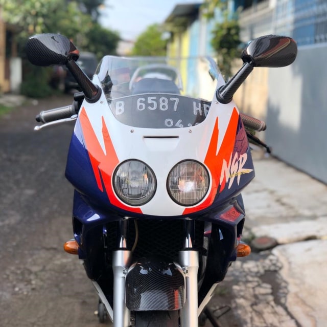 Model headlamp Honda NSR 150RR Foto: dok. Gerry Delfiandry 