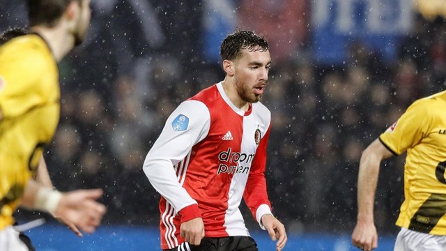 Orkun Kokcu kala membela Feyenoord. (Foto: @orkunkokcu/Instagram)