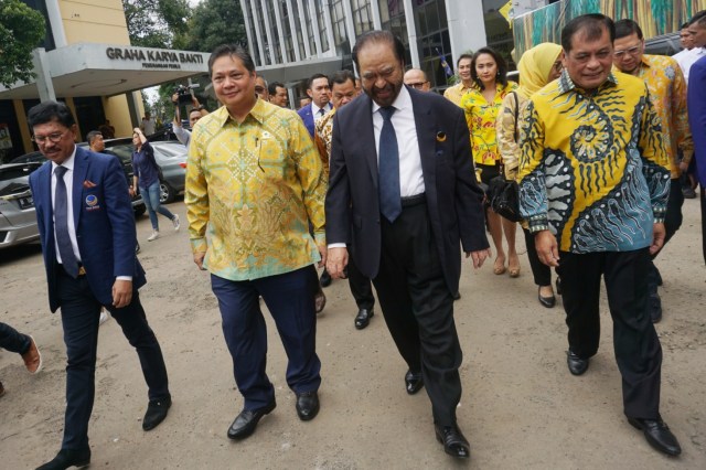 Surya Paloh Airlangga Hartarto DPP Golkar