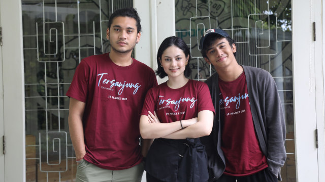 Foto: Para Pemain Ungkap Kisah Menarik di Balik Film Tersanjung di kumparan (225974)