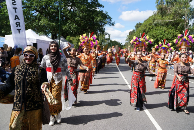 Ragam Budaya Indonesia Meriahkan Moomba Festival Parade 2020 di Melbourne (210175)