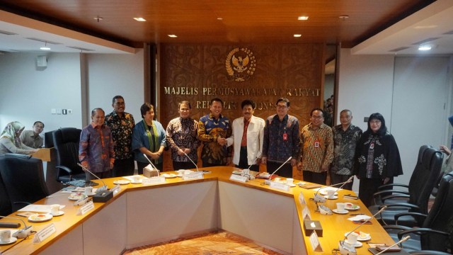 Pertemuan Ketua MPR RI Bambang Soesatyo dengan Kepala BPIP Yudian Wahyudi di Kompleks Parlemen, Senayan, Jakarta, Selasa (10/3). Foto: Irfan Adi Saputra/kumparan