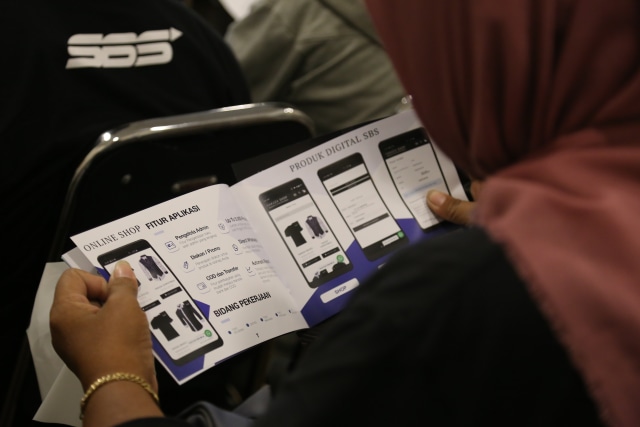 Suasana sosialisasi produk digital oleh SBS INDONESIA.