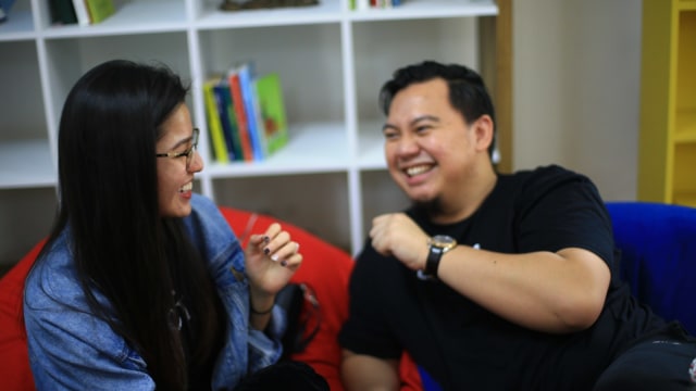 Foto: Chandra Liow, Tommy Limmm, dan Susan Sameh Cerita Keseruan Film Bucin (36769)