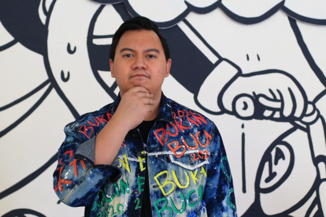 Foto: Chandra Liow, Tommy Limmm, dan Susan Sameh Cerita Keseruan Film Bucin (36773)