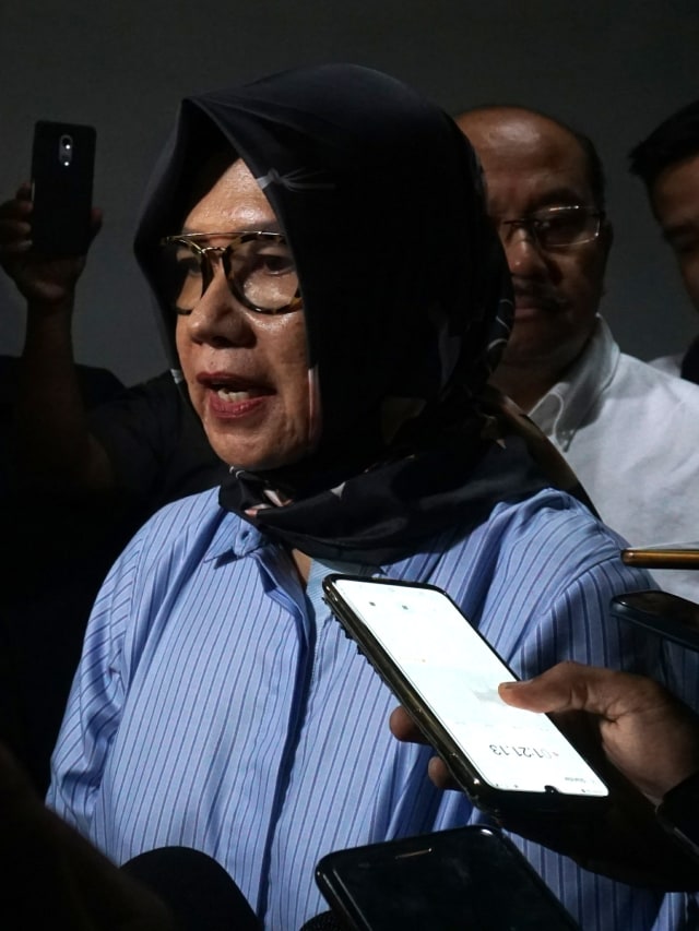 Mantan Direktur Utama Pertamina, Karen Agustiawan, saat meninggalkan Rutan Kejaksaan Agung, Jakarta, Selasa (10/3). Foto: Nugroho Sejati/kumparan