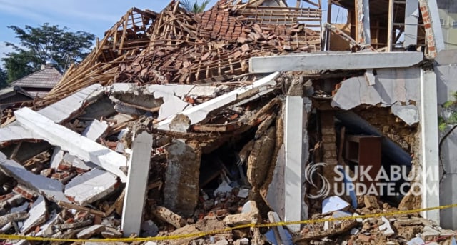 Update Cikidang Dua Rumah Rusak Ciambar Tidak Terdampak Gempa Sukabumi Kumparan Com