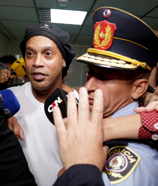 Ronaldinho dipenjara di Paraguay.  Foto: Reuters/Jorge Adorno