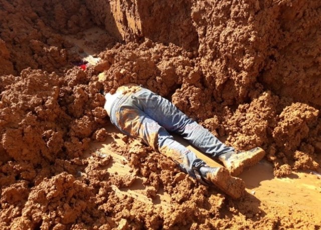 Jasad Andri, seorang pekerja tambang yang tewas terhantam eksavator pada Selasa, 14 Januari 2020. Foto: Dok.Istimewa