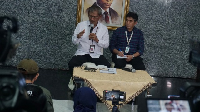 Semrawut (Informasi) Corona di Indonesia (74684)