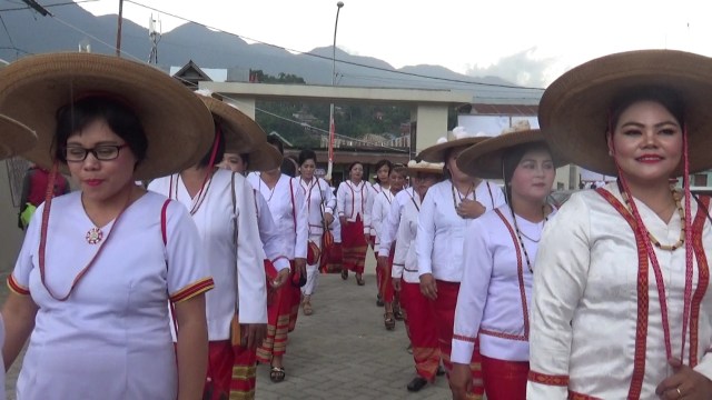 HUT Mamasa 2.jpg