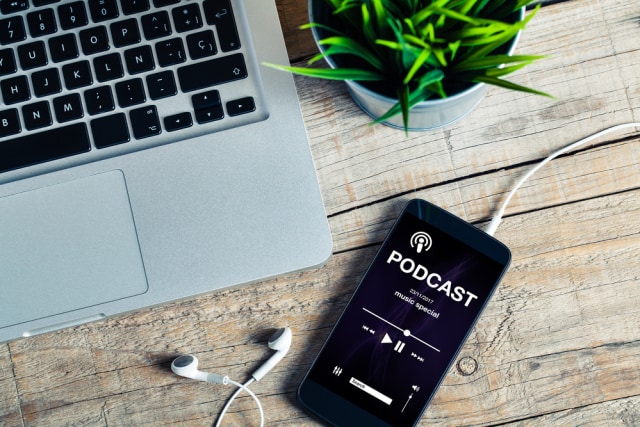 Ilustrasi Podcast. Foto: Shutterstock