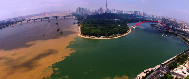 Panorama Kota Wuhan, Hubei, RR Tiongkok, kota di duga sebagai infeksi pertama Virus Corona (Covid-19). (Image by Sinisa Popovic/Google maps)