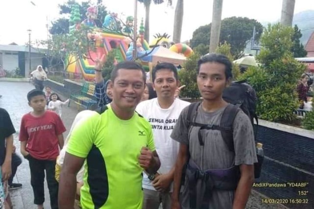 Pemuda Jepara Jalan Kaki 6 Bulan dari Jateng ke Jambi demi Taklukkan 10 Gunung (286055)