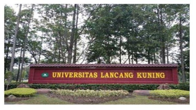 UNIVERSITAS Lancang Kuning, Pekanbaru, Riau.