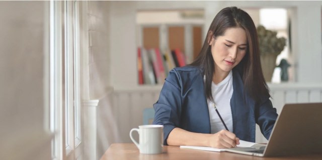 4 Tips Bekerja Nyaman di Rumah (87018)