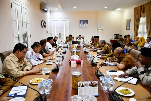 Rapat Tim Siaga Penanganan Corona Banda Aceh. Dok. Humas Banda Aceh. 